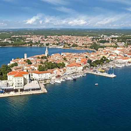 Ana - 1 Bedroom, Garden, Near The Beach Porec